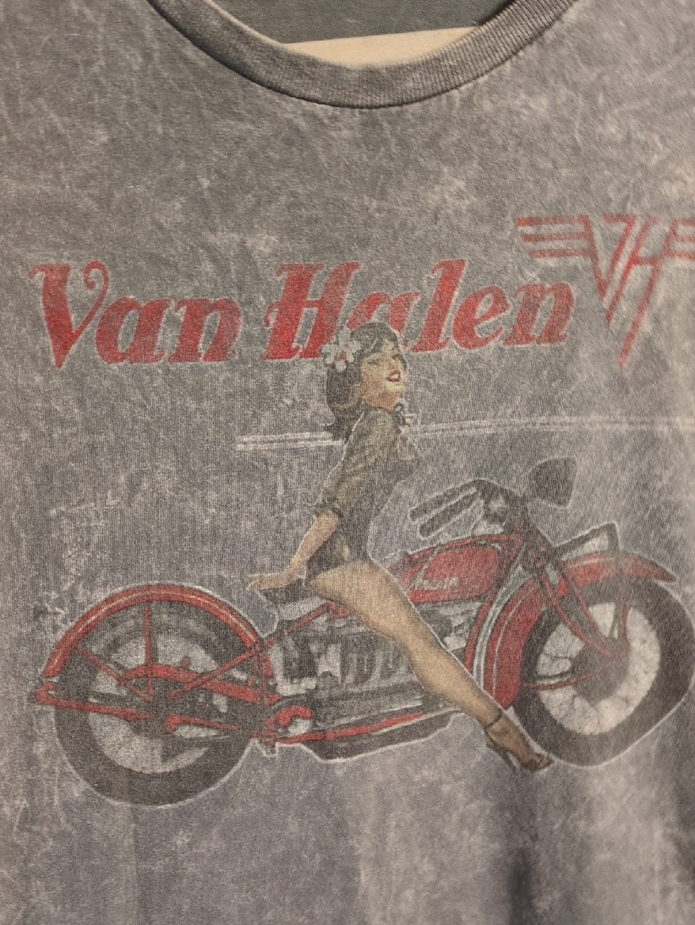 Van Halen Short Sleeve Tee - Gray with Red Graphic